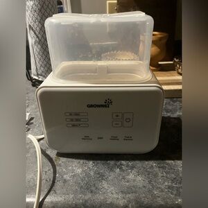 GROWNSY White Baby Bottle Warmer